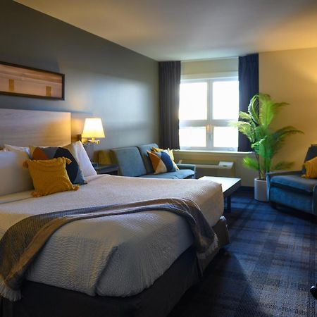Rodd Miramichi Hotel Екстериор снимка