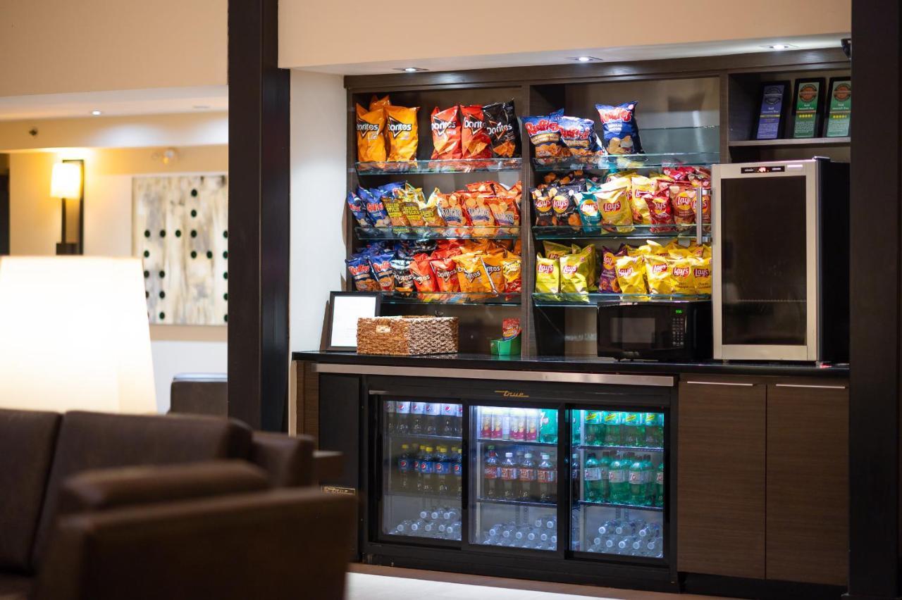 Rodd Miramichi Hotel Екстериор снимка