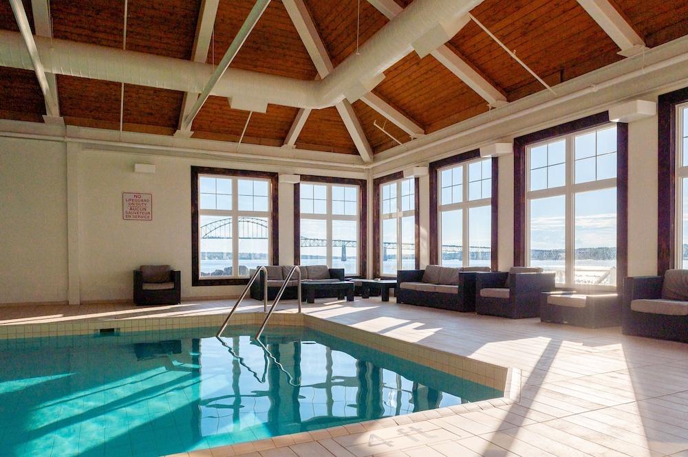 Rodd Miramichi Hotel Екстериор снимка