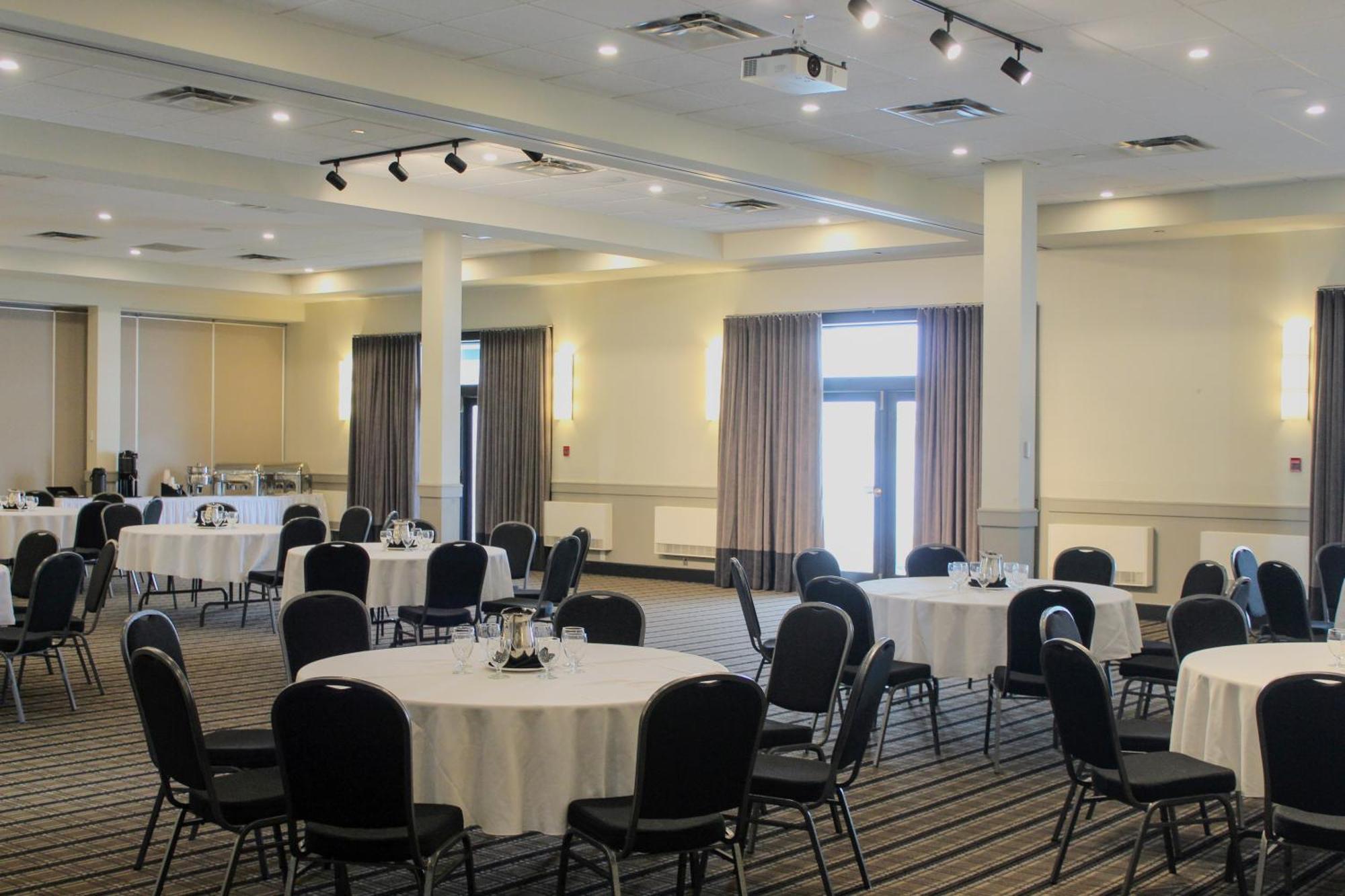Rodd Miramichi Hotel Екстериор снимка